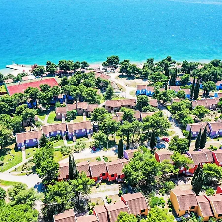 Medena-5 By Interhome 公寓 *